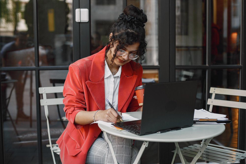 SEO-Optimized Blogs & Articles